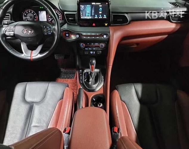 Hyundai Veloster JS 1.4 T-GDi Modern Core 9