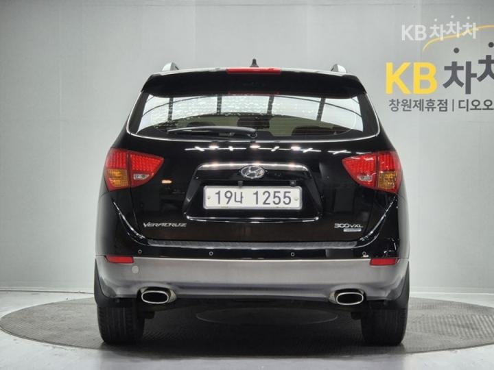 Hyundai Veracruz 2WD 300VX Smart Pack 5