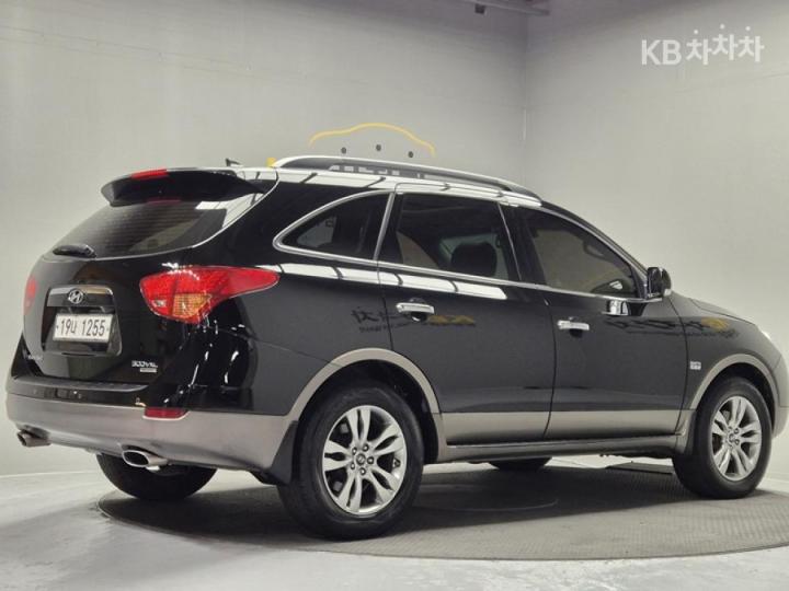 Hyundai Veracruz 2WD 300VX Smart Pack 7