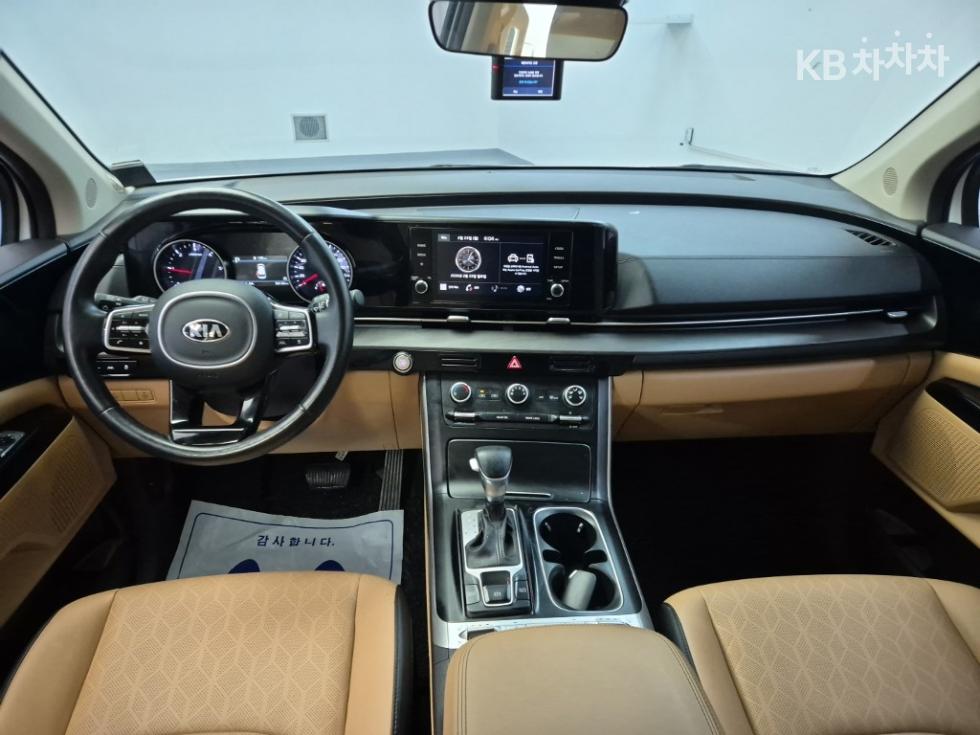 2021 - kia carnival