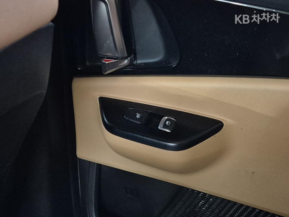 2021 - kia carnival