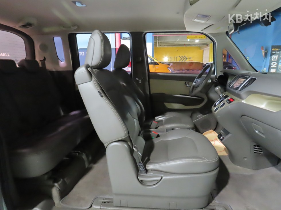 2012 - kia ray