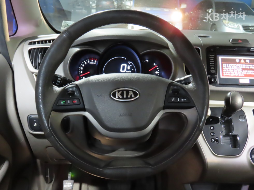 2012 - kia ray