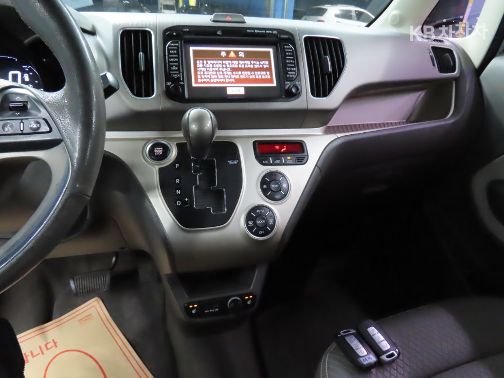 2012 - kia ray