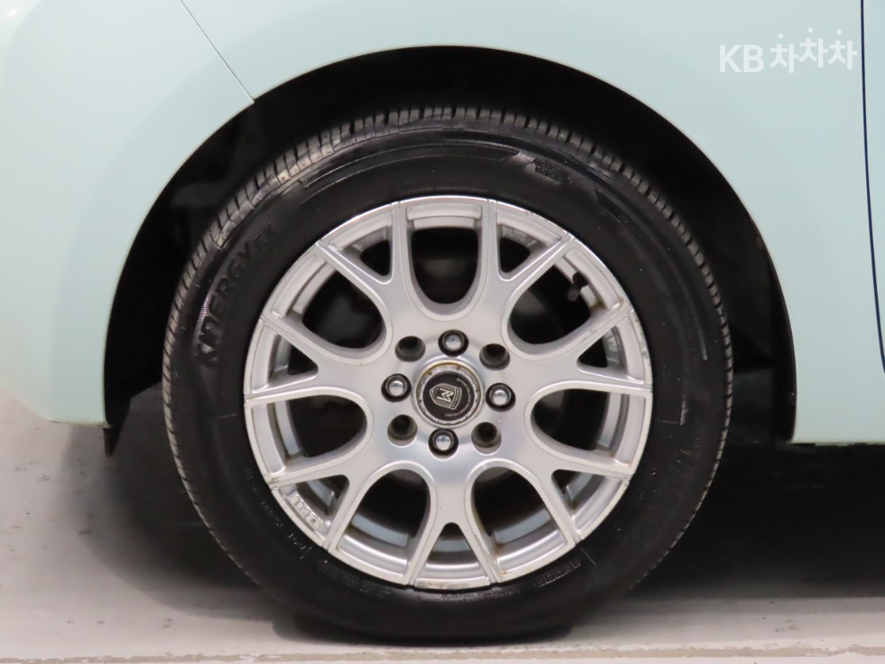 2012 - kia ray