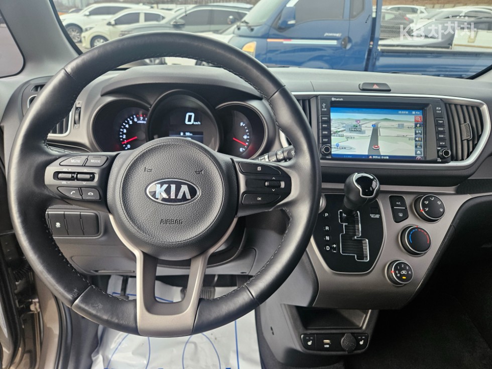 2021 - kia ray