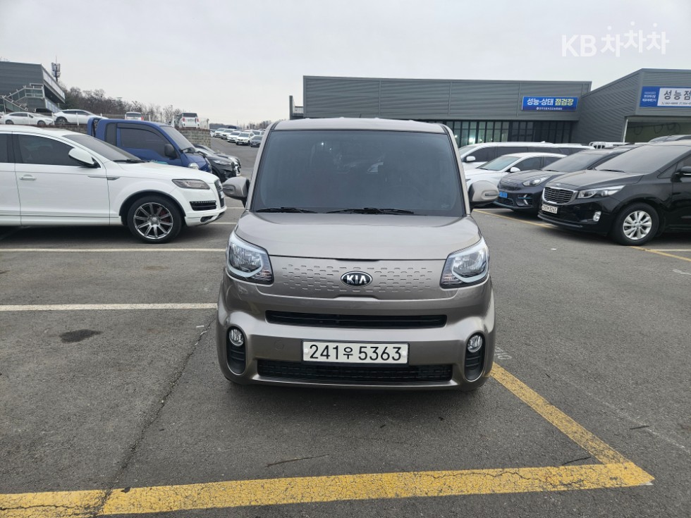 2021 - kia ray