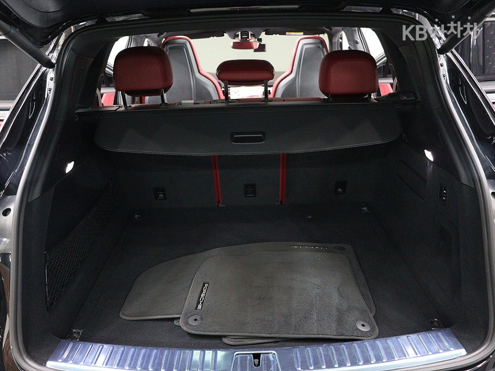 Porsche Cayenne — miniaturë 19