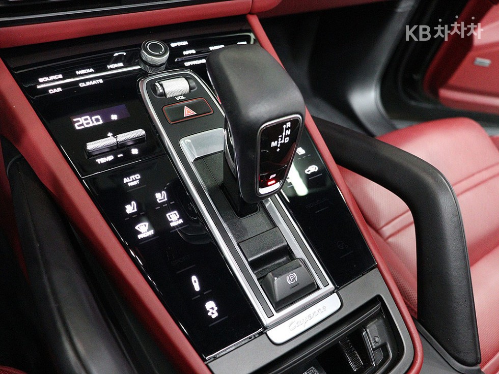 Porsche Cayenne — miniaturë 9