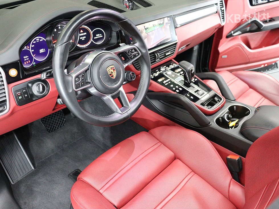 Porsche Cayenne — miniaturë 16