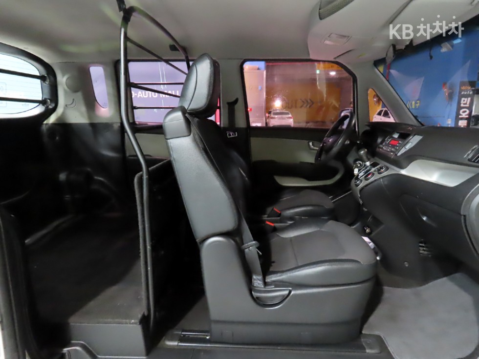 2016 - kia ray-ban