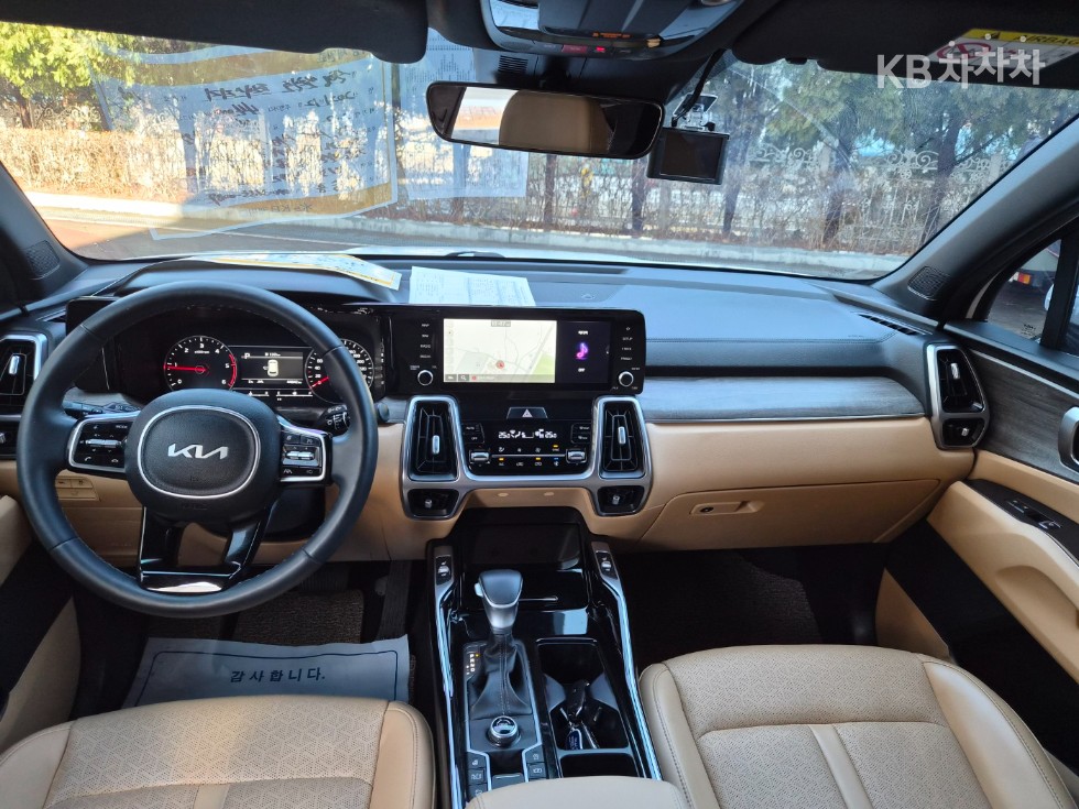 2022 - kia sorento