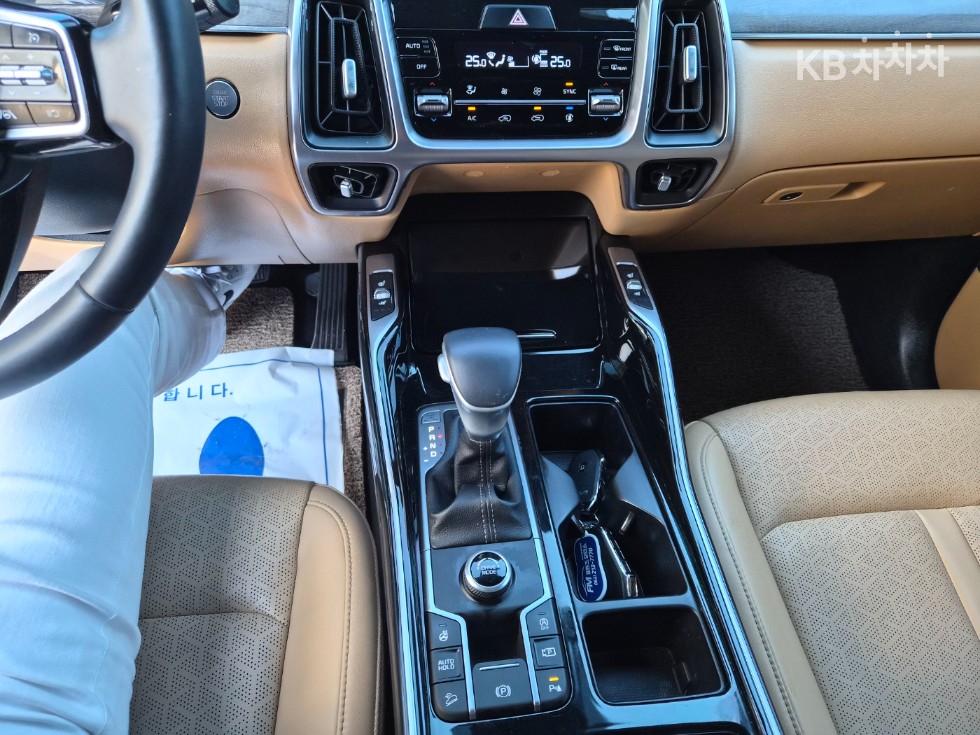 2022 - kia sorento