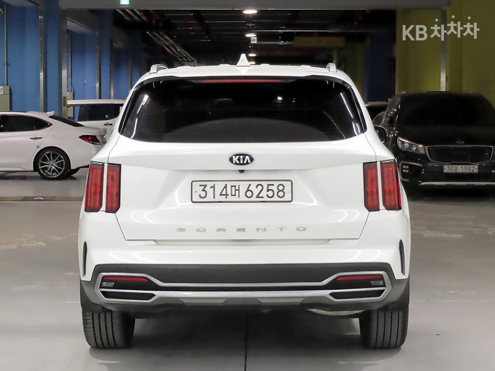 2021 - kia sorento