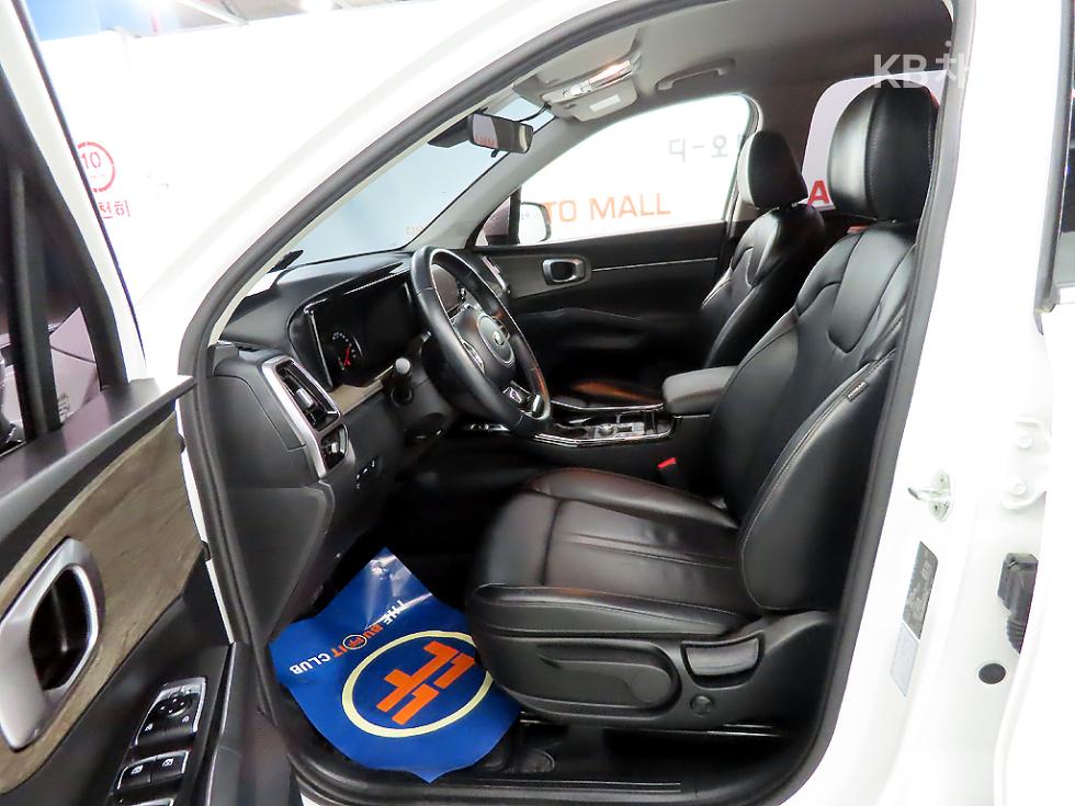 2021 - kia sorento
