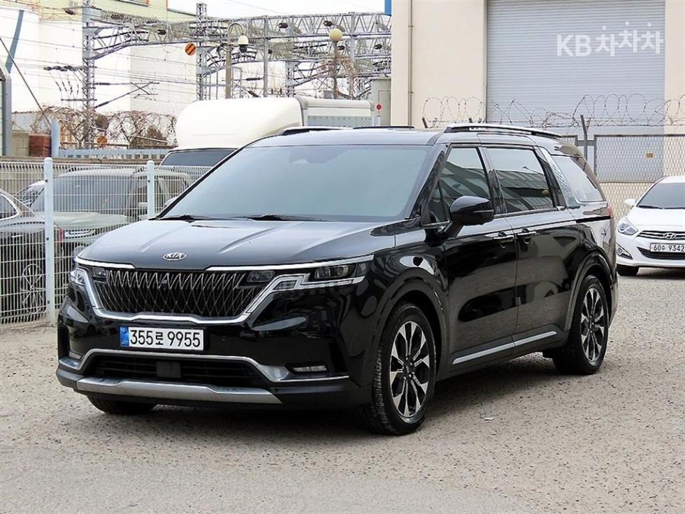 2021 - kia carnival