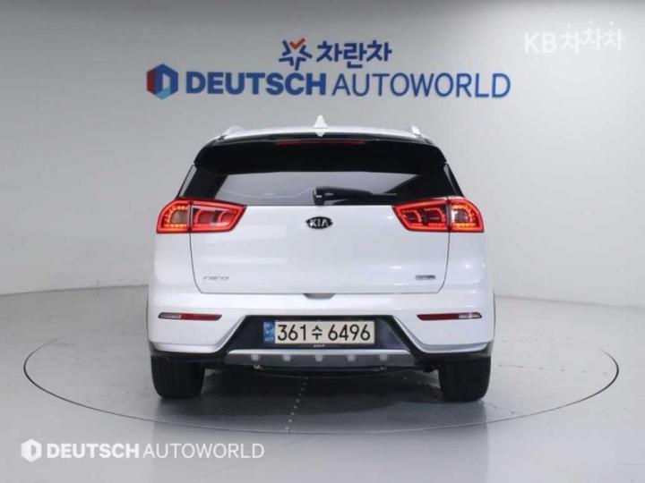 Kia Niro 1.6 Noblesse 5