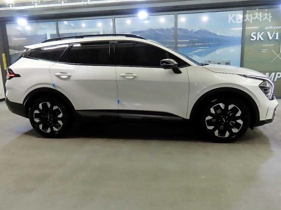 2022 - kia sportage