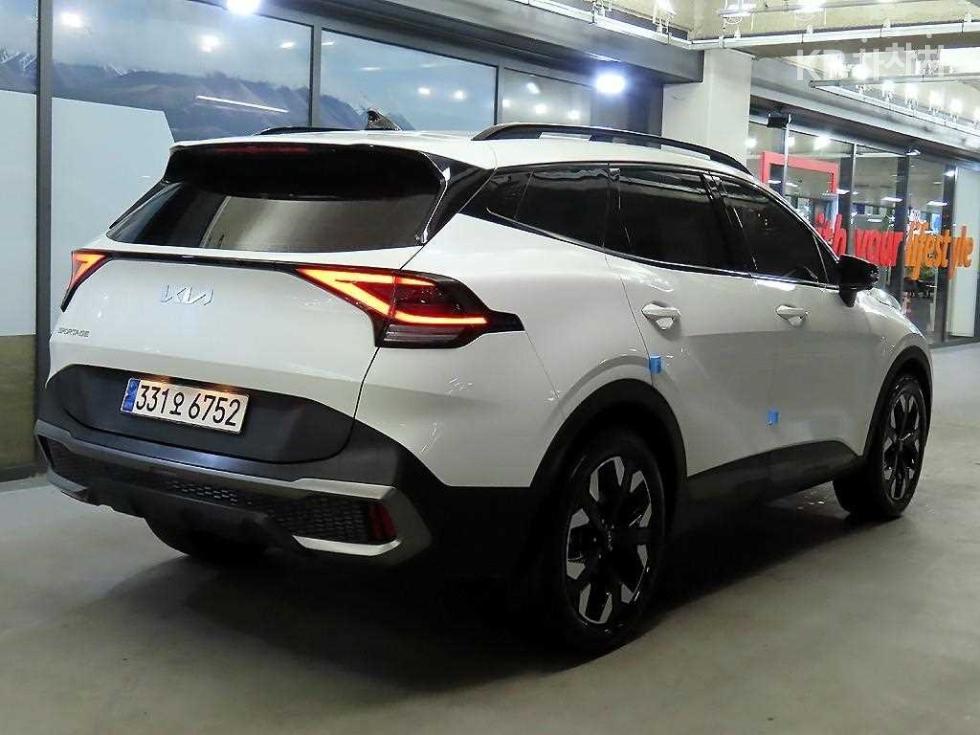 2022 - kia sportage