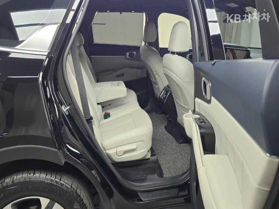 2021 - kia sorento