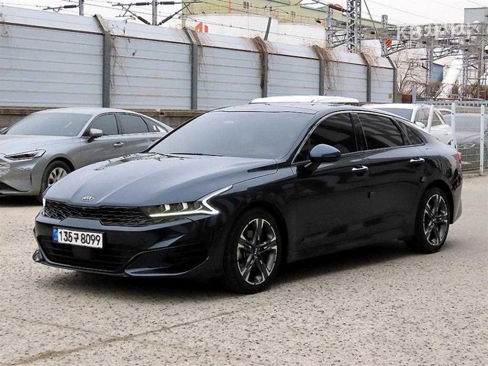 2021 - kia k5
