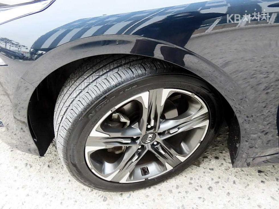 2021 - kia k5