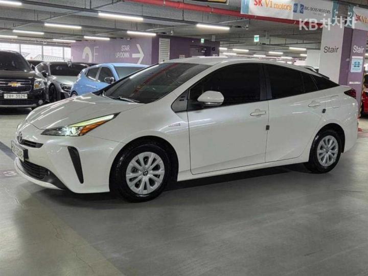 Toyota Prius 1.8 Base Type