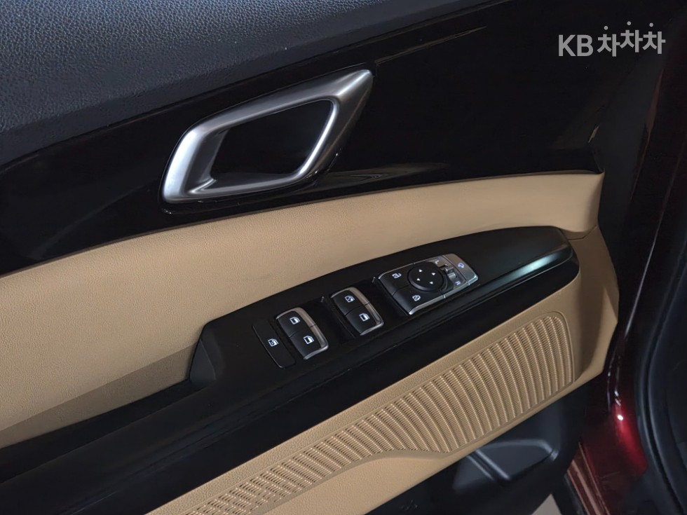 2021 - kia carnival
