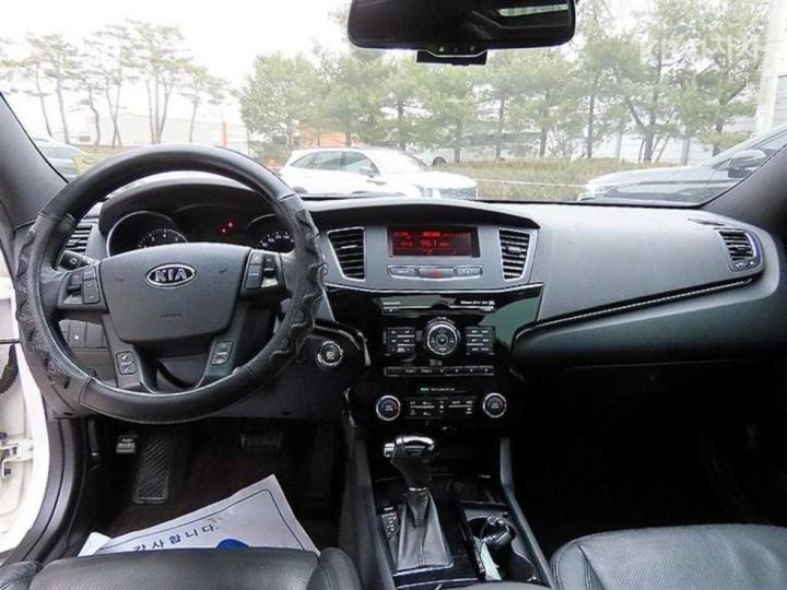 Kia K7 LPI VG270 Prestige Premium 8