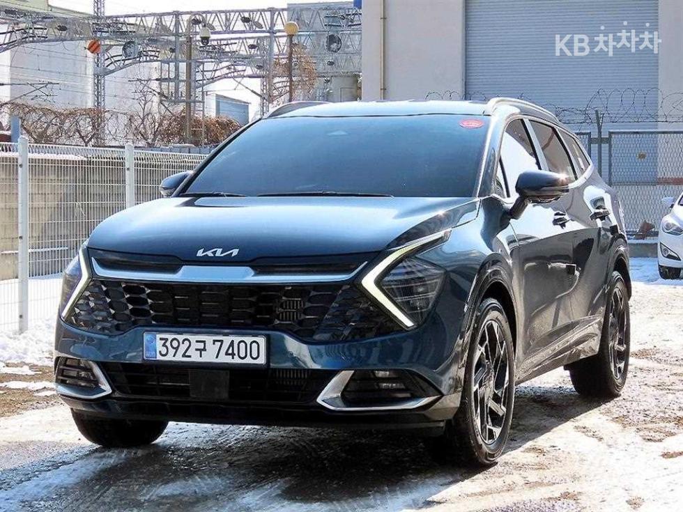2023 - kia sportage