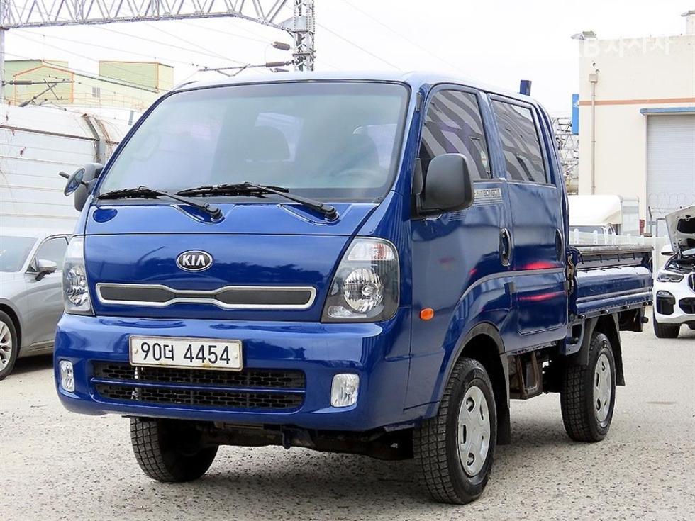 2013 - kia bongo iii