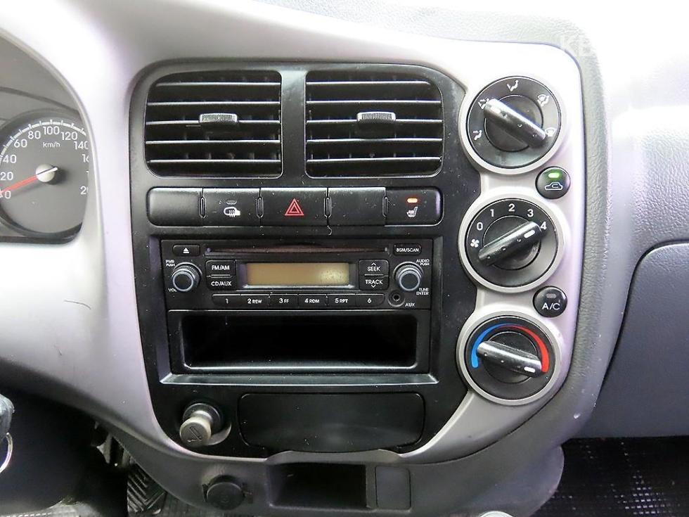 2013 - kia bongo iii