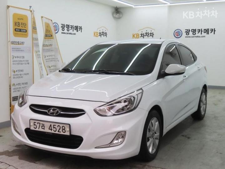 Hyundai Accent New 1.6 VGT Modern 3