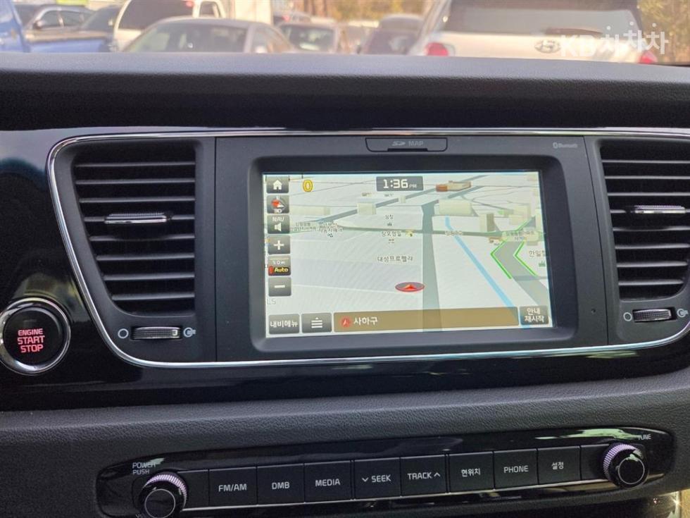 2017 - kia carnival