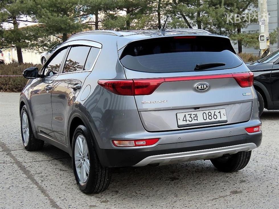 2016 - kia sportage