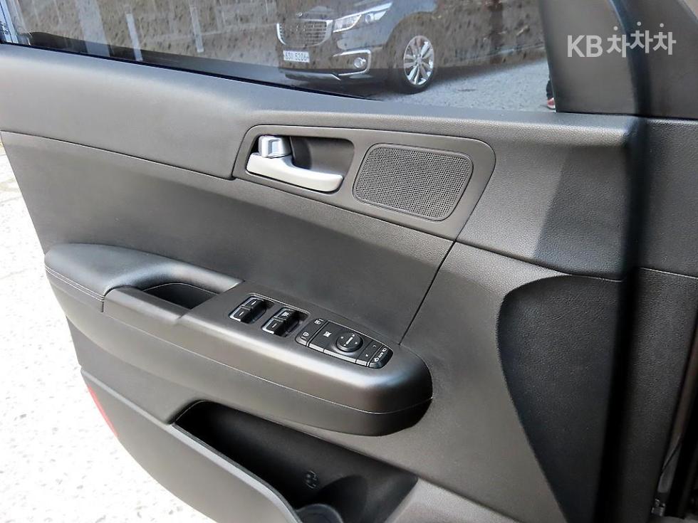 2016 - kia sportage