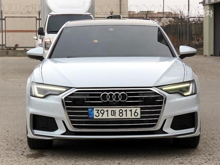 Audi A6 40 TDI — foto 1