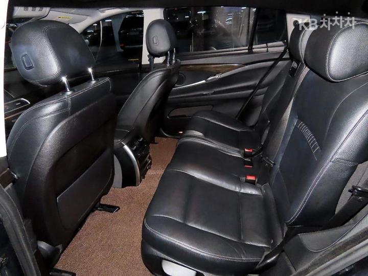 BMW Gran Turismo (GT) 30d xDrive Luxury F07 8