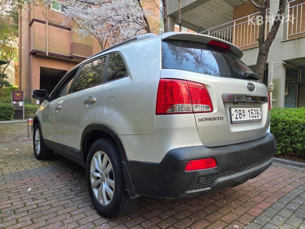 2011 - kia sorento