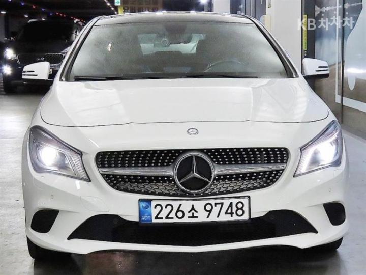 Mercedes-Benz CLA-Class CLA200 CDI C117 3