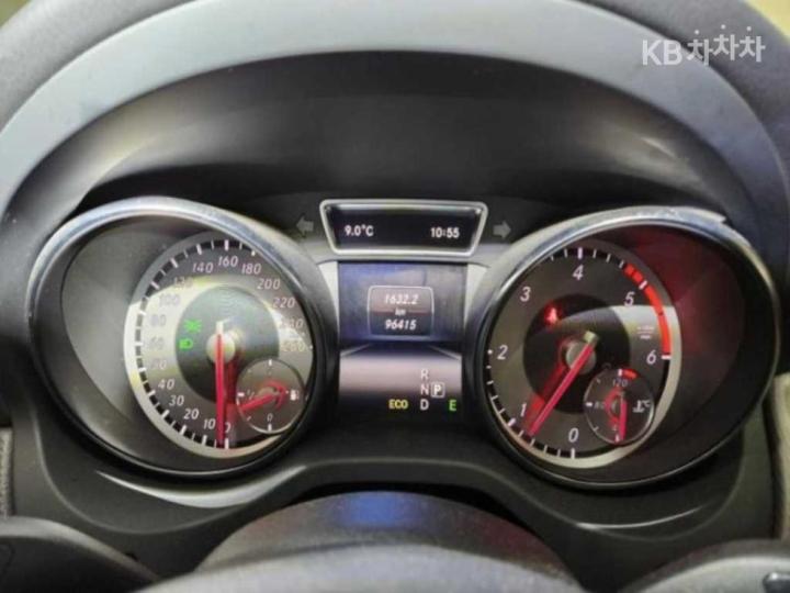 Mercedes-Benz CLA-Class CLA200 CDI C117 7