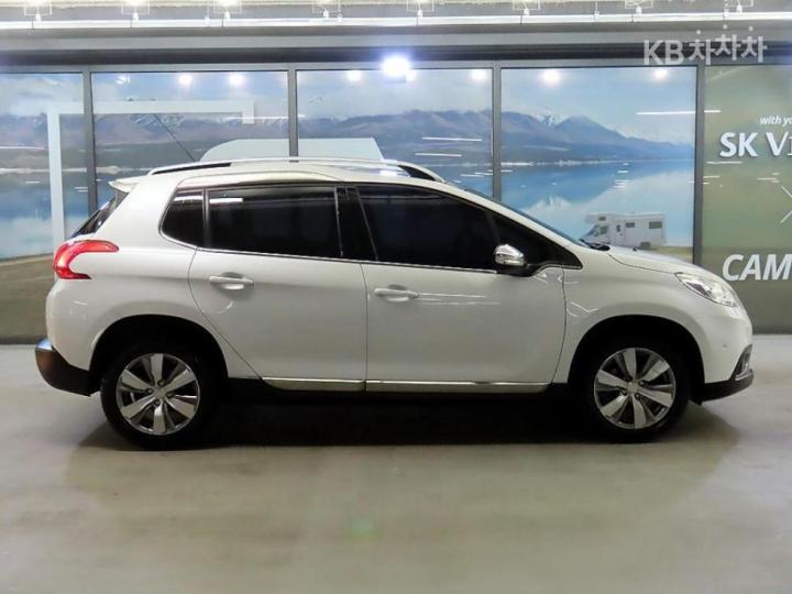 Peugeot 2008 1.6 e-HDi 6