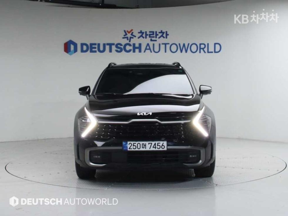 2023 - kia sportage