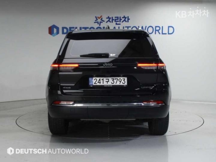 Jeep Cherokee Grand WL 3.6 Gasoline Limited 5