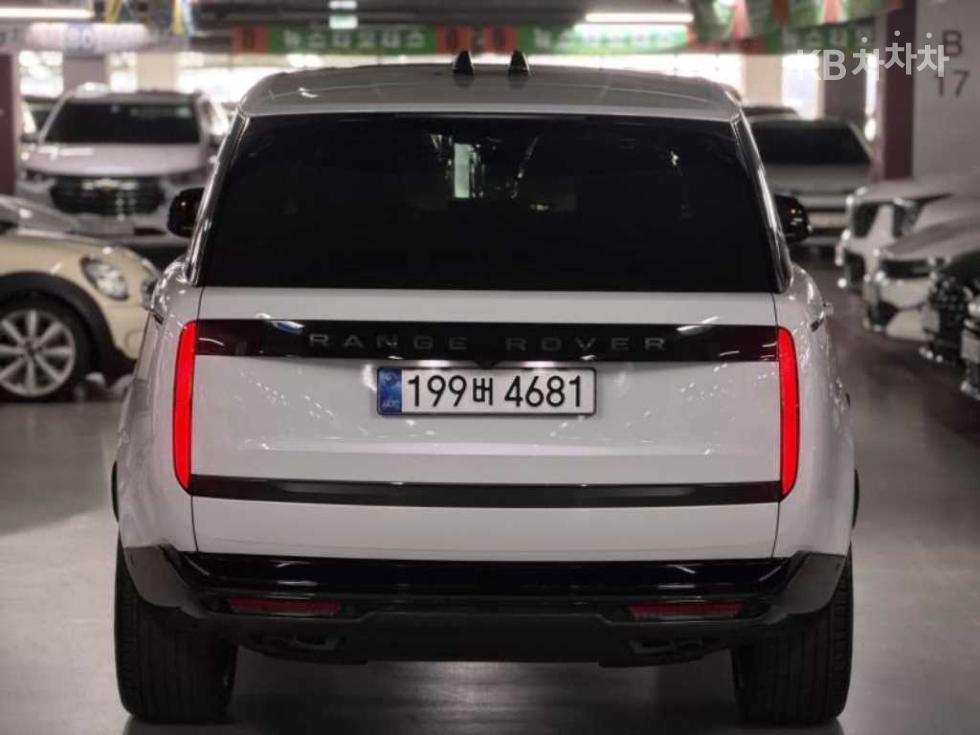 Land Rover Range Rover — miniaturë 4