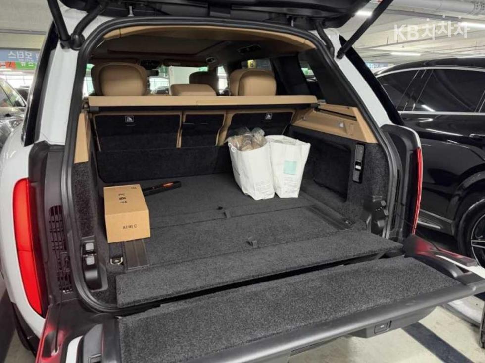 Land Rover Range Rover — miniaturë 5