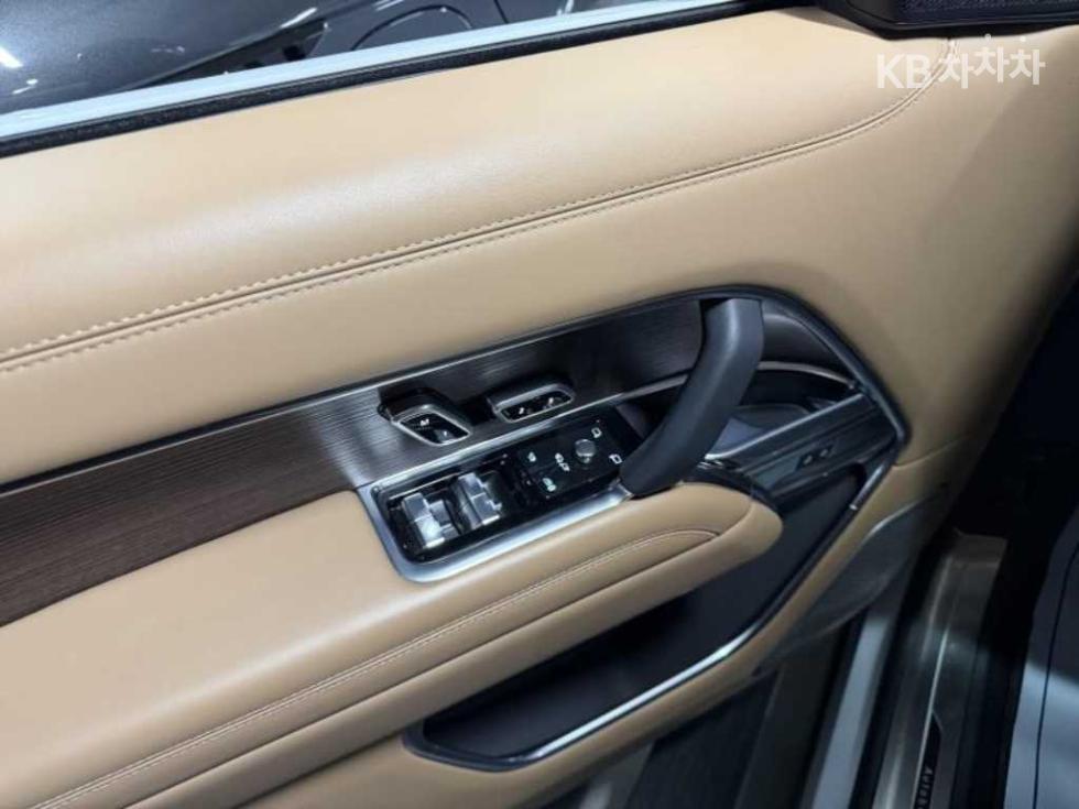 Land Rover Range Rover — miniaturë 20