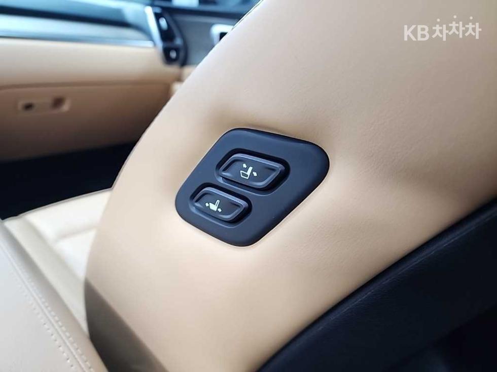 2023 - kia sorento