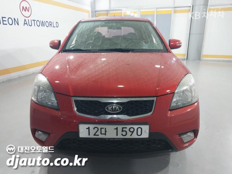2011 - kia pride