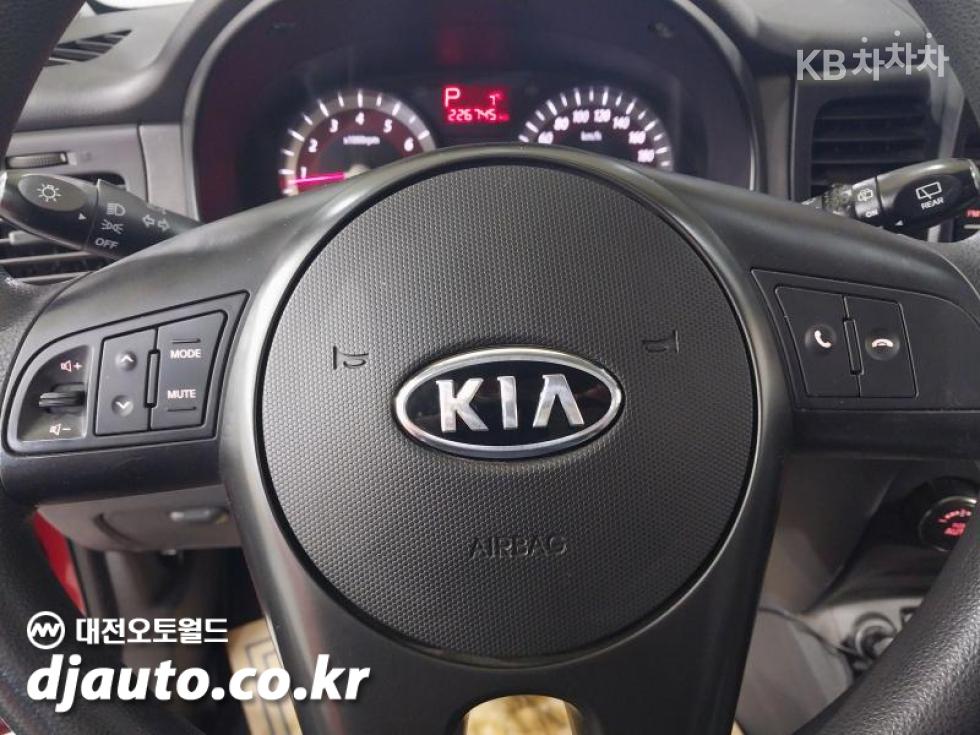 2011 - kia pride